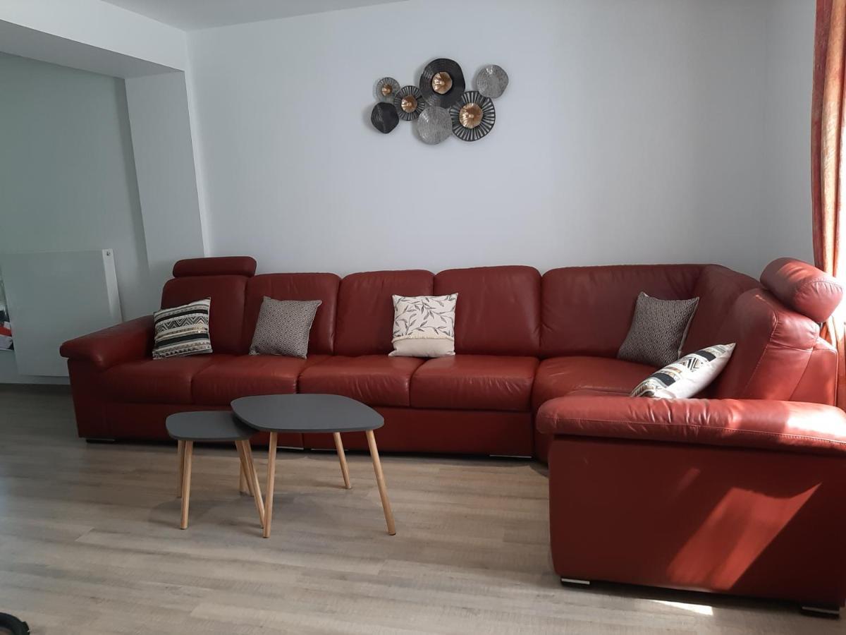 Le Sommet Du Condroz Apartment Сине Екстериор снимка