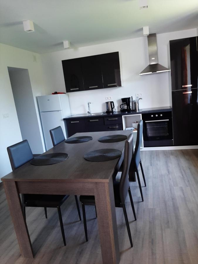 Le Sommet Du Condroz Apartment Сине Екстериор снимка