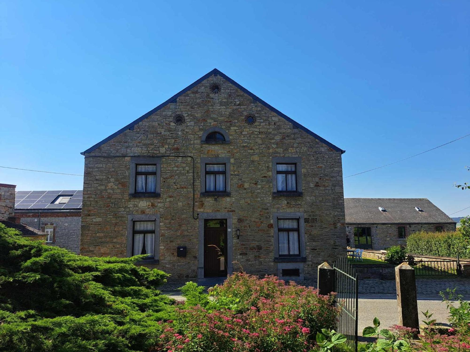 Le Sommet Du Condroz Apartment Сине Екстериор снимка